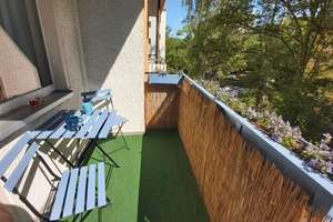 ** Große sonnige, voll möblierte 1-Zimmer-Wohnung in Steglitz zum Selbstbezug oder Kapitalanlage **