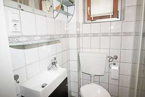 Gepflegtes Einfamilienhaus mit Panoramablick in Waldrandlage – Die vollständige Adresse der Immobilie erhältst du vom Anbieter., 72461 Albstadt – Vorschaubild 8