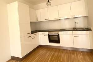 www.noltemeyer-hoefe.de • Top 2 - Zimmer Wohnung • Parkett • Einbauküche • Balkon
