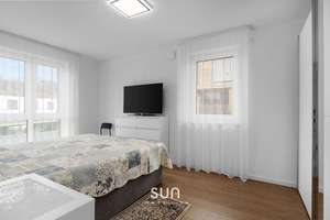 Lichtdurchflutet & modern: Elegante Stadtvilla mit 6,5 Zimmern + Einliegerwohnung – Die vollständige Adresse der Immobilie erhältst du vom Anbieter., 89275 Elchingen – Vorschaubild 11