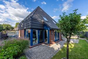 Stilvolles Architektenhaus in bevorzugter Lage von Elmshorn. – Die vollständige Adresse der Immobilie erhältst du vom Anbieter., 25337 Elmshorn – Vorschaubild 3