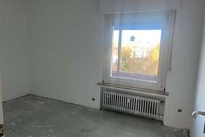 ***Reserviert***Attraktive 4-Zimmer-Wohnung mit Balkon, Gartenanteil und Garage in Remscheid-Lennep – Roßpattstr. 32, 42897 Lennep Neustadt, Remscheid – Vorschaubild 8