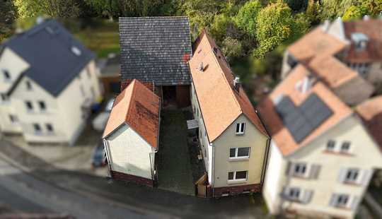 Bild von Großzügiges Einfamilienhaus mit Hof und Gartenparadies an der Wetter in Steinfurth