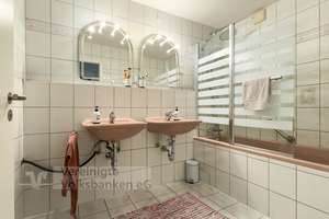 Tolle 4-Zimmerwohnung mit Balkon in gutem Zustand – Die vollständige Adresse der Immobilie erhältst du vom Anbieter., 72762 Reutlingen-Mitte, Reutlingen – Vorschaubild 9