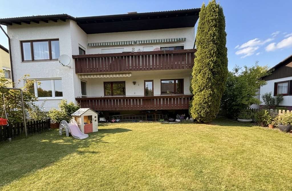 Immobilie in Bergatreute - Bezugsfreie Großzügige 5-Zimmer-EG-Wohnung mit eigenem Garten, Garage & Stellplatz - Bild 1