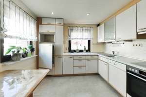 Familiengerechtes EFH auf 753 m² – viel Platz, Gestaltungsfreiheit & weiter Blick ins Grüne – Die vollständige Adresse der Immobilie erhältst du vom Anbieter., 74235 Erlenbach – Vorschaubild 6