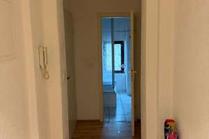 Wohnung im Hochparterre mit, Laminat, Bad mit Fenster, im Hinterhaus – Bernhardstraße  13, 4315 Anger-Crottendorf, Leipzig – Vorschaubild 5