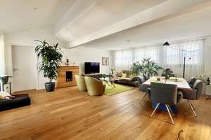 PROVISIONSFREI für Käufer: Drei-Zimmer-DG-Wohnung in Passivhaus mit hochwertiger Ausstattung !