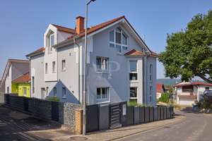 Modernisiertes Mehrfamilienhaus: Großzügiges Wohnerlebnis – Die vollständige Adresse der Immobilie erhältst du vom Anbieter., 64750 Lützelbach – Vorschaubild 25