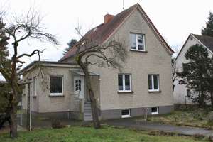 * FREISTEHENDES & MODERNISIERTES EINFAMILIENHAUS AUF 1000 QM GRUNDSTÜCK * – Die vollständige Adresse der Immobilie erhältst du vom Anbieter., 15345 Altlandsberg – Vorschaubild 9