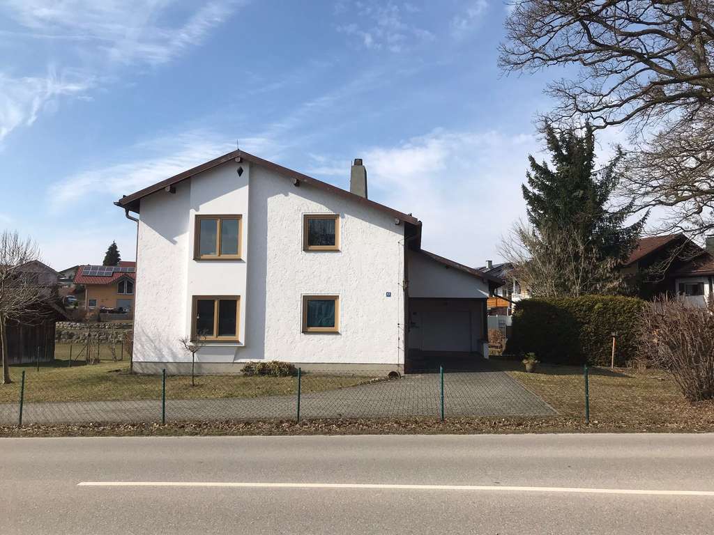 Immobilie in Traunstein - Gepflegtes Zweifamilienhaus in Hufschlag - Bild 2