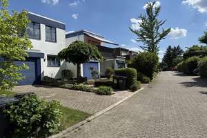 Großes Haus im Professorenviertel
südlich der Ruhr-Uni ! – Die vollständige Adresse der Immobilie erhältst du vom Anbieter., 44801 Querenburg, Bochum – Vorschaubild 3