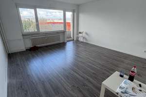 MT an CS 28.4. zum 16.5 Stilvolle 2 Zimmer Wohnung mit Balkon – Büdinger Str. 9, 61118 Bad Vilbel – Vorschaubild 5