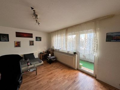 geräumige 3-Raum-Wohnung mit Westbalkon, Aufzug und Keller