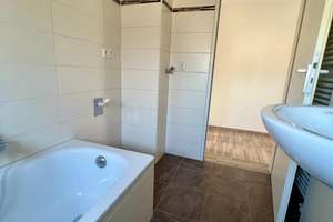 Charmante 3-Zimmer-Dachgeschoss-Wohnung mit Dachterrasse in Nürnberg-Schniegling
 – Die vollständige Adresse der Immobilie erhältst du vom Anbieter., 90427 Schniegling, Nürnberg – Vorschaubild 15