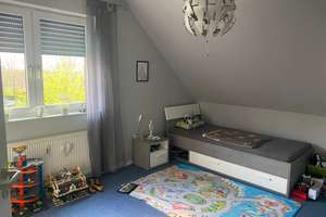 Wohnen mit Charakter: Gepflegte 3-Zimmer-Dachgeschosswohnung in Paderborn – 33100 Kernstadt, Paderborn – Vorschaubild 11