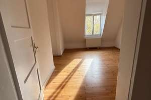 Charmante Altbauwohnung im beliebten Dichterviertel in Wiesbaden – sofort bezugsfertig! – Klopstockstraße 22, 65187 Südost, Wiesbaden – Vorschaubild 14