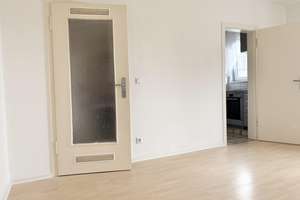 Wohlfühlwohnung mit cleverer Raumaufteilung und grünem Rückzugsort – Die vollständige Adresse der Immobilie erhältst du vom Anbieter., 40470 Mörsenbroich, Düsseldorf – Vorschaubild 3