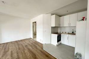 "Frisch sanierte 5-Raum-DGWohnung mit 2 Bädern, 2 Balkonen und Einbauküche" – Jahnstraße 48, 9126 Lutherviertel, Chemnitz – Vorschaubild 6