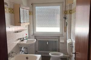 Attraktive, renovierungsbedürftige 2-Zimmer Dachgeschosswohnung mit Potenzial – Muggensturmer Straße 17, 70499 Weilimdorf (Ortsteil), Stuttgart – Vorschaubild 8