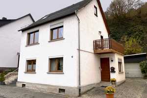 Sehr nettes Einfamilienhaus mit Garage und herrlichem Blick auf die Lahn – Rhein-Lahn-Kreis – Vorschaubild 1