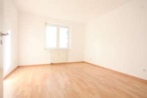 Barrierefreie 3-Zimmer-Erdgeschosswohnung im beliebten Quellenhof – Wiesbaden Komfortables Wohnen – Die vollständige Adresse der Immobilie erhältst du vom Anbieter., 65205 Erbenheim, Wiesbaden – Vorschaubild 5
