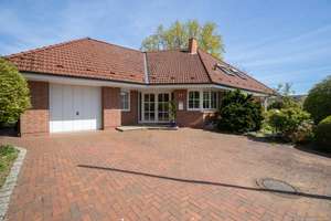 Großzügiges Familienidyll: Stilvolles Einfamilienhaus in Moorrege zu vermieten – Die vollständige Adresse der Immobilie erhältst du vom Anbieter., 25436 Moorrege – Vorschaubild 35