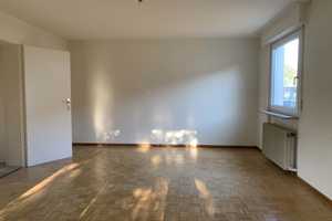 73207 Plochingen - Höhenlage:  Haus mit einzigartigem Raumgefühl und tollem Garten. Garage. FREI. – Esslingen (Kreis) – Vorschaubild 6