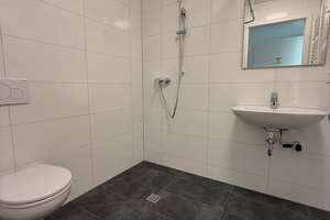 Zentrales Neubauapartment für Studierende & Azubis – Strom & Internet inbegriffen WE 15 – Anton-Bruckner-Str. 1, 91052 Röthelheim, Erlangen – Vorschaubild 5