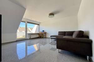 2 oder 3 Zimmer – flexible Dachgeschosswohnung mit Balkon & Stellplatz – Die vollständige Adresse der Immobilie erhältst du vom Anbieter., 51069 Dellbrück, Köln – Vorschaubild 3