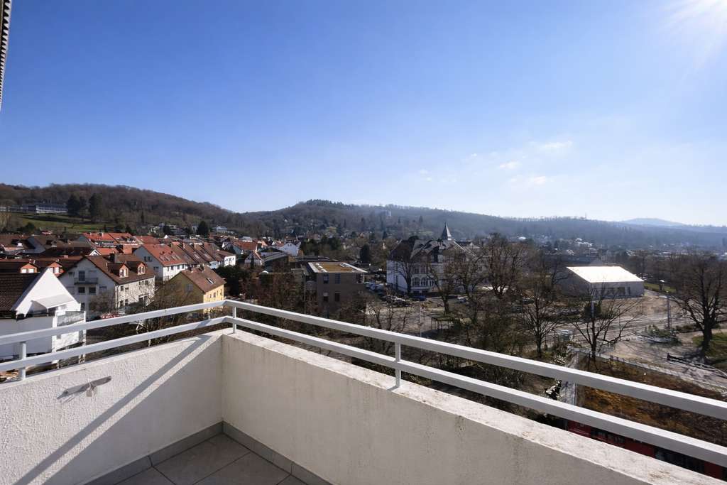 Immobilie in Seeheim-Jugenheim - Kapitalanlage oder Eigennutz: Helle 1-Zimmer Wohnung in der 6-ten Etage mit Panorama-Ausblick - Bild 1