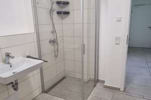 Neuwertige, energieeffiziente, moderne und helle 3-Zi-Whg mit Südbalkon – Schönbachstraße 14a, 86154 Oberhausen-Nord, Augsburg – Vorschaubild 10
