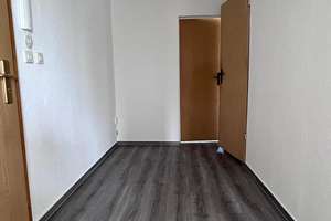 Günstige 2-Raum Wohnung im Erdgeschoss – Gr. Mühlenbreite 47, 39240 Calbe (Saale) – Vorschaubild 2