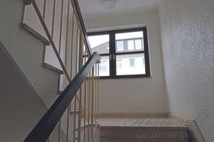 Sülz Hoch2 - Ankommen, durchatmen, zuhause sein!
Kurze Wege im Questerhof: 2 Zi-ETW, Loggia, TG ... – Die vollständige Adresse der Immobilie erhältst du vom Anbieter., 50937 Sülz, Köln – Vorschaubild 15