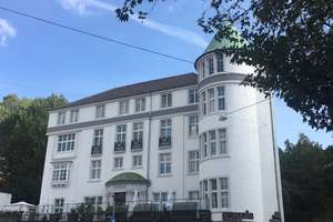 Großzügige Wohnung mit Altbaucharme in der Hagener City! – Emilienplatz 9, 58095 Mittelstadt, Hagen – Vorschaubild 2