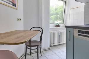 Stilvolle 2-Zimmer-Altbauwohnung in Berlin-Charlottenburg – Die vollständige Adresse der Immobilie erhältst du vom Anbieter., 10589 Charlottenburg, Berlin – Vorschaubild 11