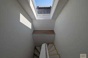 Altbau am Rheinturm: 4-Zimmer Maisonette-Wohnung – Lorettostrasse 45, 40219 Unterbilk, Düsseldorf – Vorschaubild 16