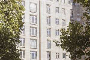 Wohnen im Baudenkmal: Frisch renovierte Wohnung im 5. OG mit Aufzug & Balkon – Strausberger Platz 4, 10243 Friedrichshain, Berlin – Vorschaubild 19