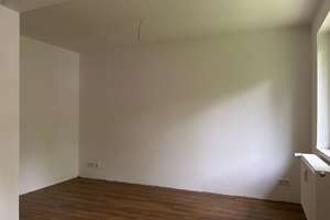 Modernisierte 3-Zimmer-Wohnung mit Balkon in Essen Kray – Schollenbroich 8, 45307 Kray, Essen – Vorschaubild 4