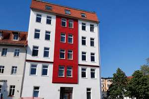 PROVISIONSFREI! Bezugsfreie 3-Zimmer-Wohnung mit Balkon & Aufzug in Magdeburg-Buckau!