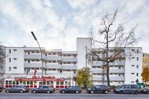 Sanierte Wohnung im Westend mit Einbauküche! – Spandauer Damm 181-183, 14050 Berlin – Vorschaubild 1