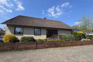 Gepflegtes Einfamilienhaus mit viel Platz in ruhiger Stadtlage - schöne Terrasse und Garten – Die vollständige Adresse der Immobilie erhältst du vom Anbieter., 31582 Nienburg (Weser) – Vorschaubild 3