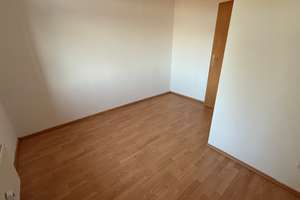 2. OG - Laminat, geräumige Küche mit Balkon – Mosenstraße 5, 9130 Sonnenberg, Chemnitz – Vorschaubild 9