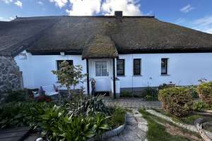 Wohnjuwel mit Reetdach, Wintergarten & Gartenoase in 1A-Lage – Rosenstraße 17, 17493 Wieck/Ladebow, Greifswald – Vorschaubild 5