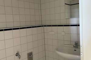 Schöne, helle 1,5-Zimmer Whg. 33,7 m² incl. Tiefgaragenplatz, Leipzig-Grünau – Die vollständige Adresse der Immobilie erhältst du vom Anbieter., 4209 Grünau-Mitte, Leipzig – Vorschaubild 5