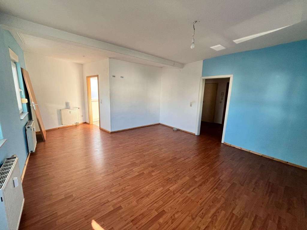 Immobilie in Reichenbach an der Fils - Ihre Kapitalanlage: 2-Zimmer-Wohnung inkl. Garagenstellplatz - Bild 1