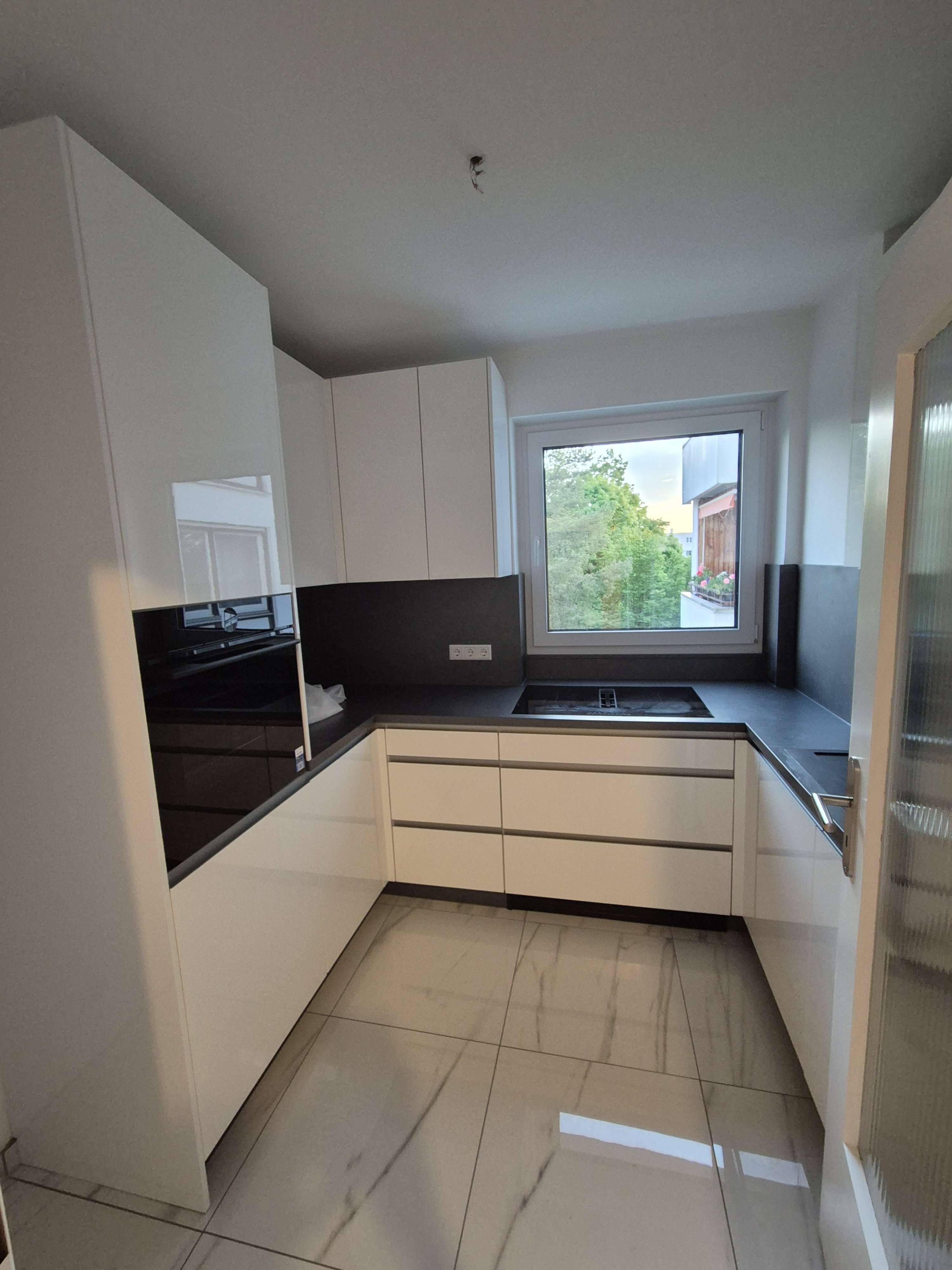 Immobilie in Ottobrunn - TOP HELLE 2,5-ZIMMER WOHNUNG INKL. EINBAUKÜCHE!!! - Bild 5