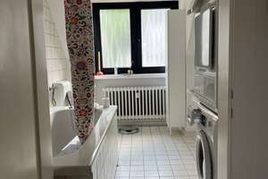 Uninähe 2 Zimmer Wohnung mit Wuppertaler Aussicht  – Elberfeld 42119 Wuppertal 15, 42119 Elberfeld, Wuppertal – Vorschaubild 2