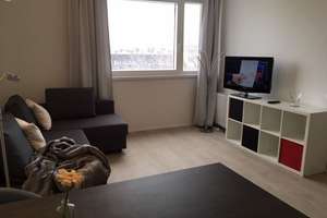 Voll möbliertes SINGLE Apartment, 5. OG hell und ruhig – Die vollständige Adresse der Immobilie erhältst du vom Anbieter., 80797 Am Luitpoldpark, München – Vorschaubild 1