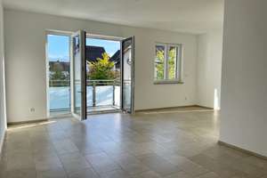 Helle 2-Zimmer-Wohnung mit Süd-Balkon in ruhiger Lage – Pflaumstraße 12d, 80995 Feldmoching, München – Vorschaubild 1